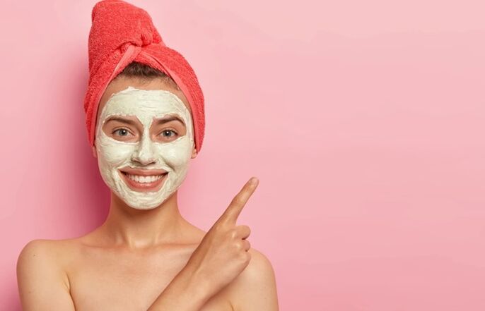Using herbal masks for facial skin care and rejuvenation